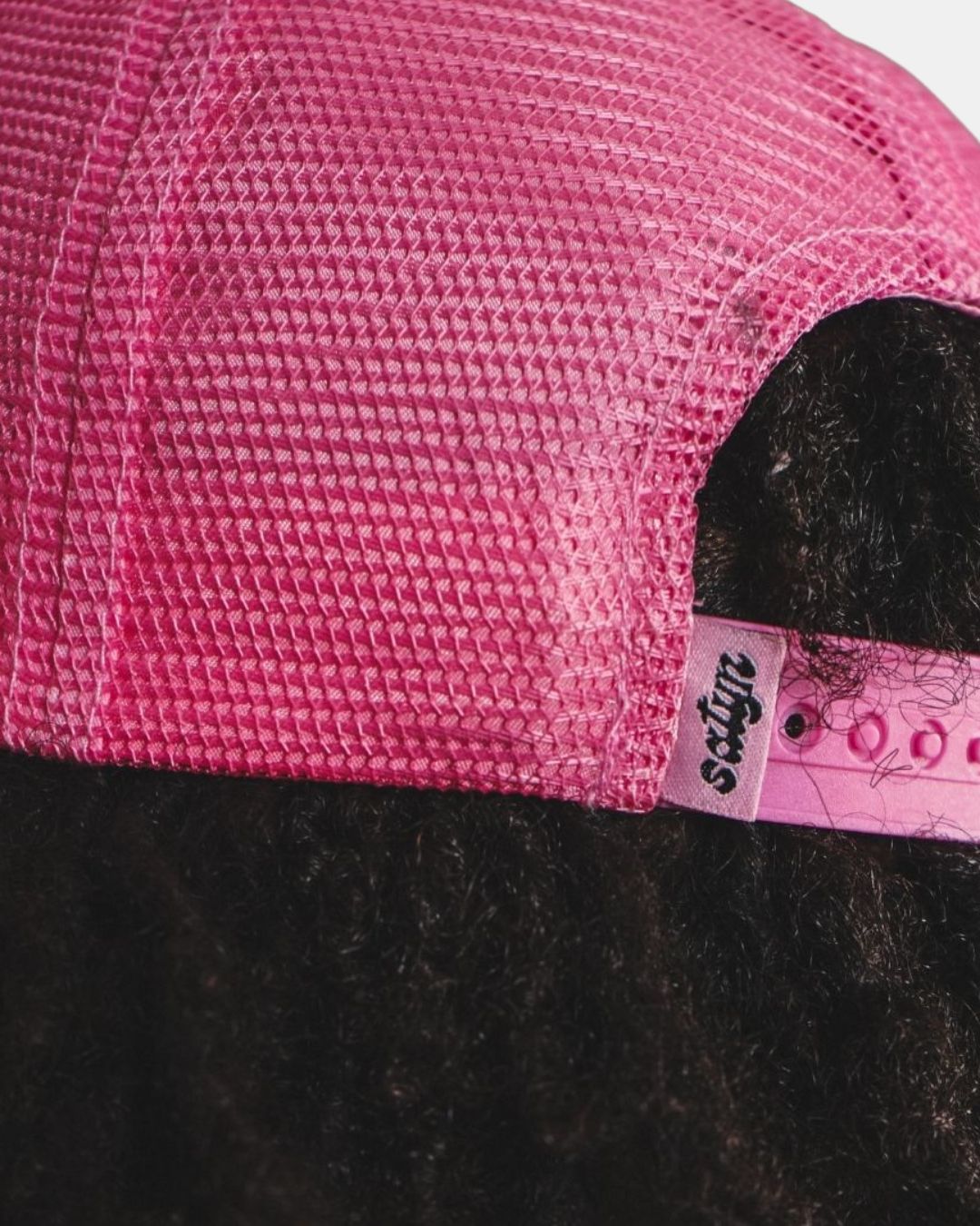 SatynCap Pink – Innenausstattung aus Satin